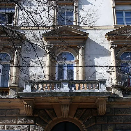 Central Ring Apartment