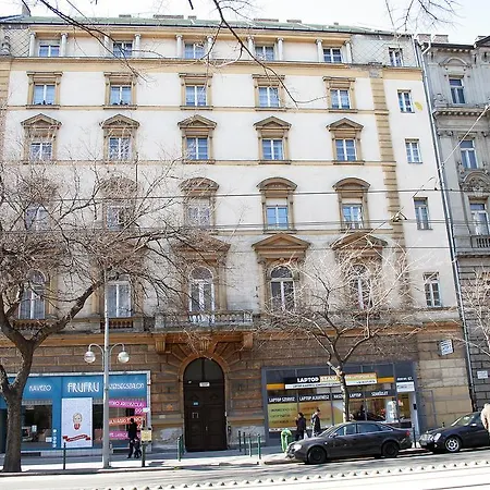 Central Ring Apartment